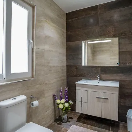 Luxury Valley View St Julians Apartament