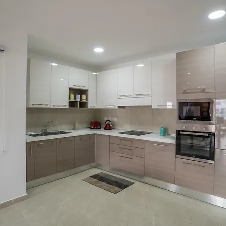 Luxury Valley View St Julians Apartamento San Julián