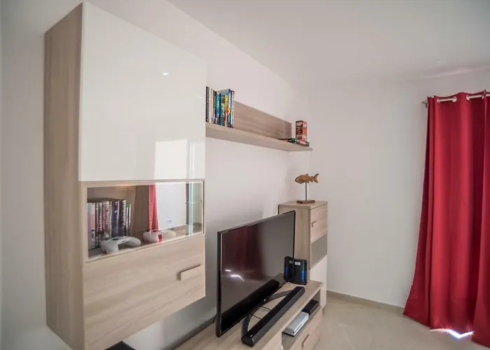 Luxury Valley View St Julians Apartmán